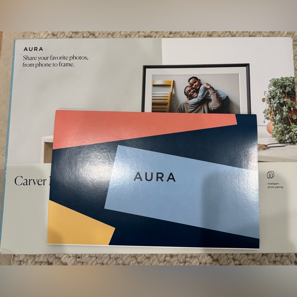 Aura Digital Picture Frame - 10.1" HD Mat Display, color Gravel